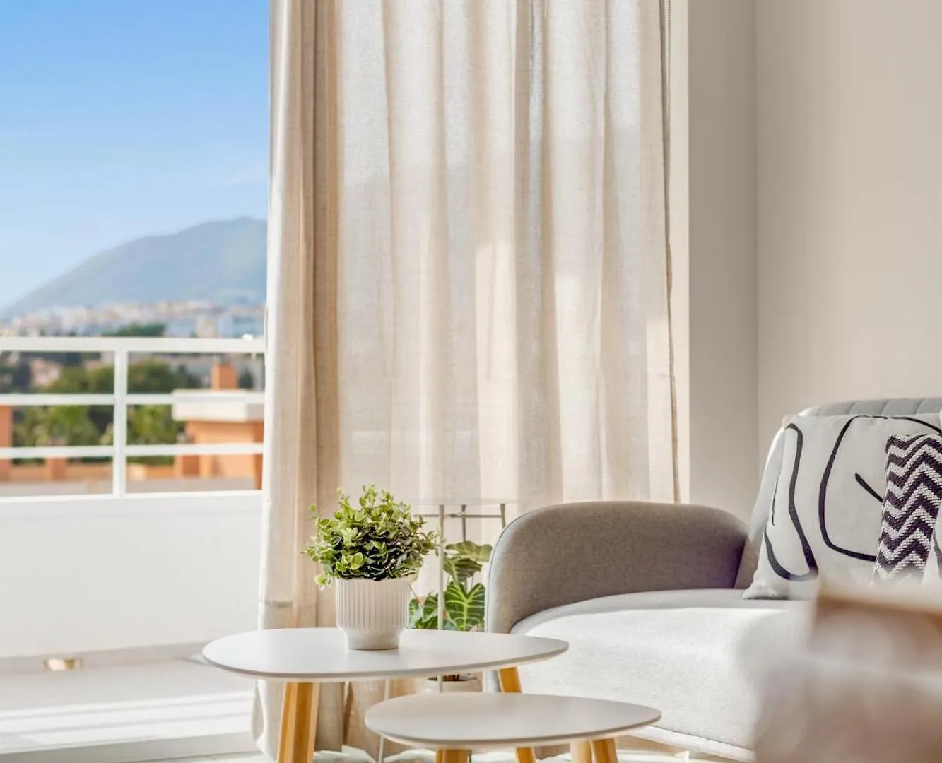 Torremolinos & Terrace Views By Ele Apartments