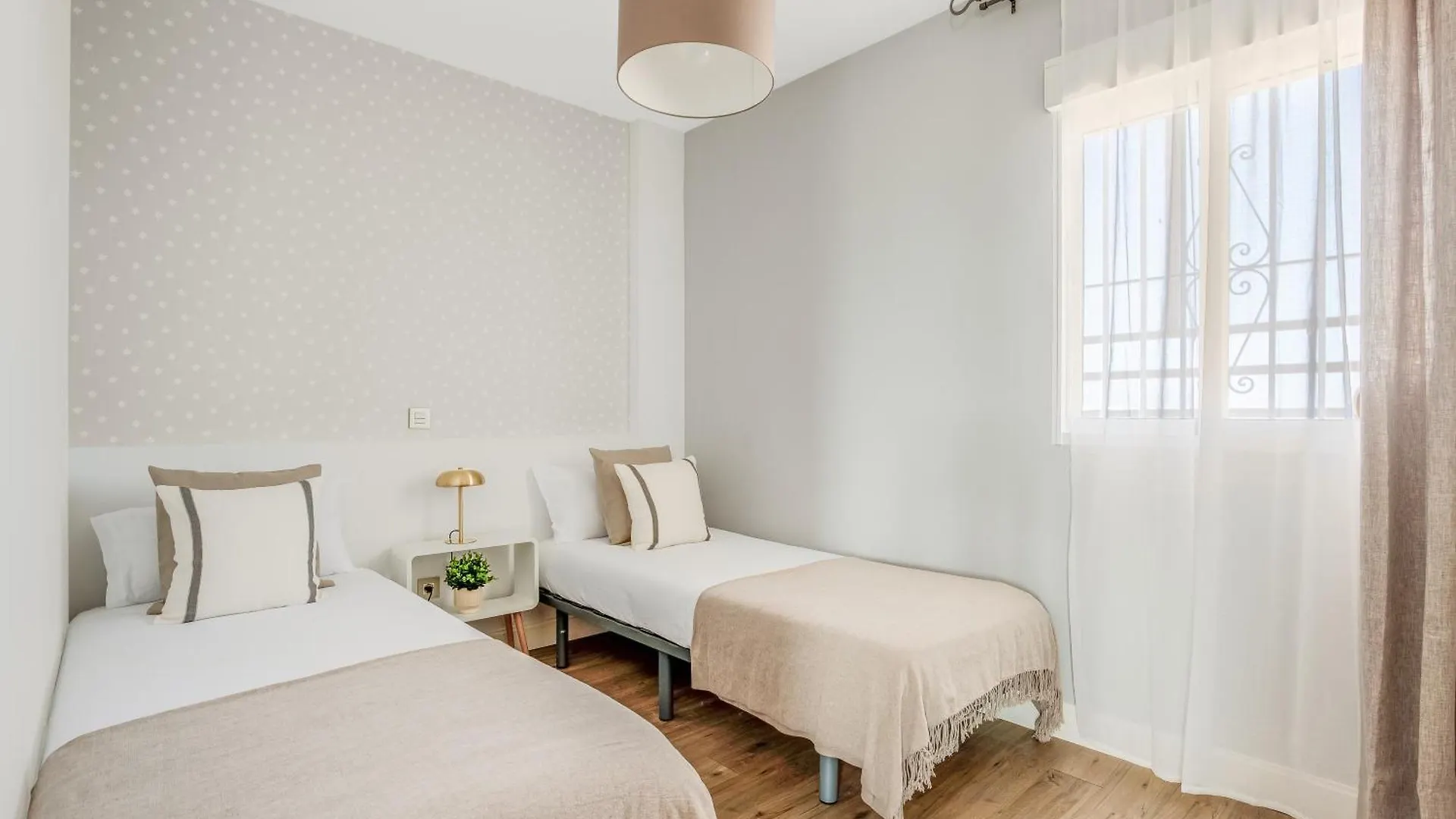 Torremolinos & Terrace Views By Ele Apartments
